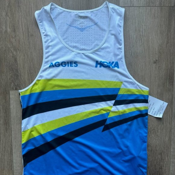 Womens HOKA One Elite Micro-Perforated Aggies Run Club Running Race Singlet NWT - Picture 3 of 8